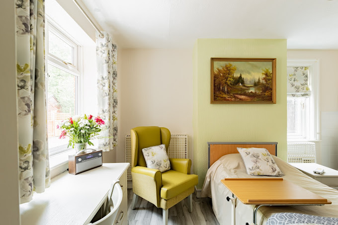 353-Oaklands_Interior